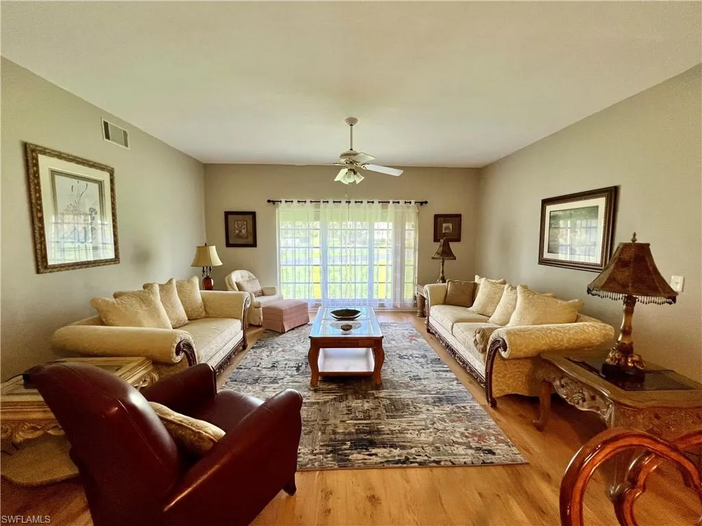 10 Regency CT, Lehigh Acres, FL 33936,2025000340