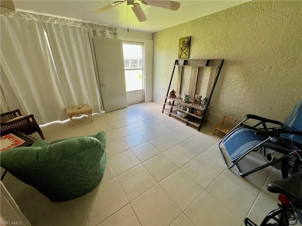 10 Regency CT, Lehigh Acres, FL 33936,2025000340