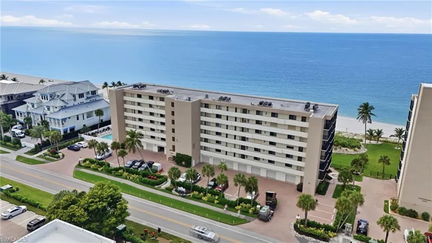 10475  Gulf Shore  DR, Naples, FL 34108
