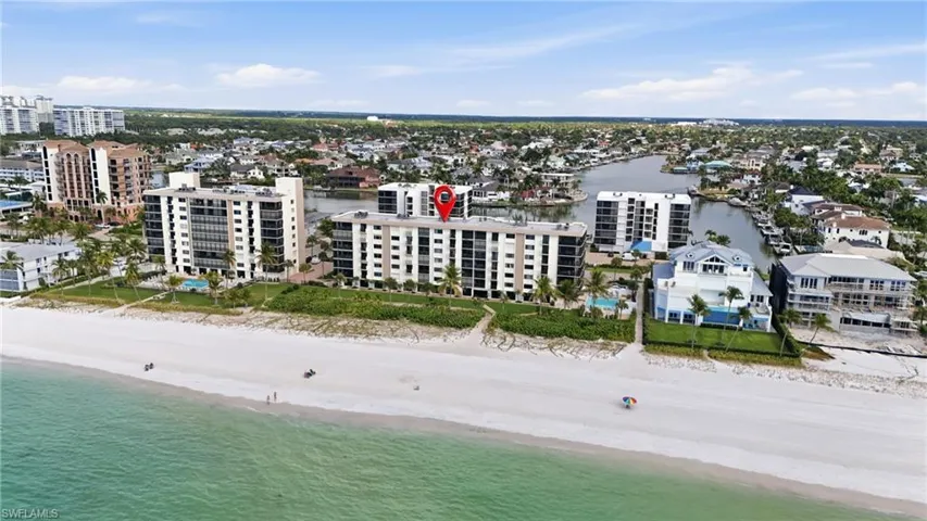 10475  Gulf Shore  DR, Naples, FL 34108