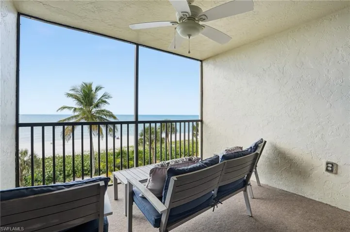 10475  Gulf Shore  DR, Naples, FL 34108
