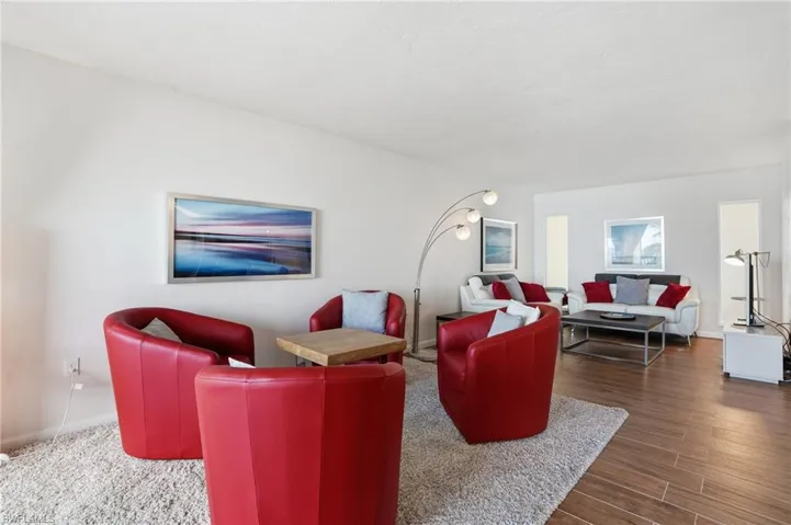 10475 Gulf Shore Dr # 132, Naples, Florida 34108