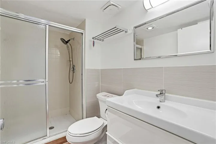 10475 Gulf Shore Dr # 132, Naples, Florida 34108