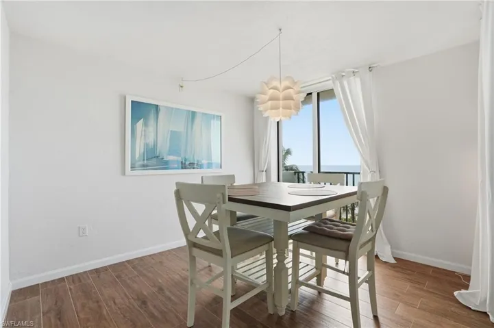 10475  Gulf Shore  DR, Naples, FL 34108