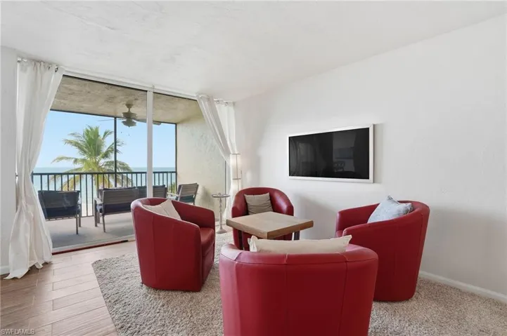 10475 Gulf Shore Dr # 132, Naples, Florida 34108
