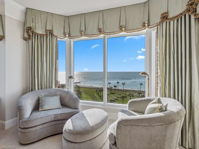 Sitting room with a water view