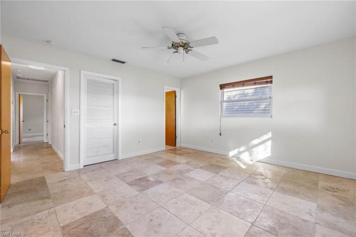 2102  Aruba  AVE, Fort Myers, FL 33905