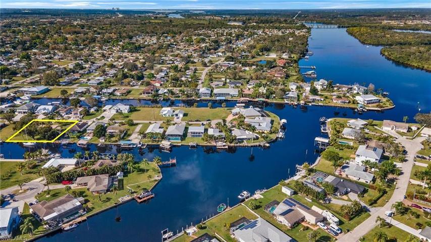You will be on the Caloosahatchee River in minutes! The Boat House restaurant is just past the bridge seen in the photo!
