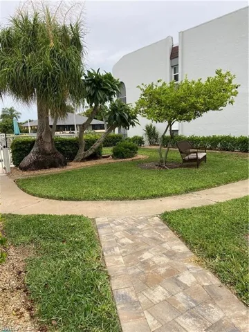 View of home's community