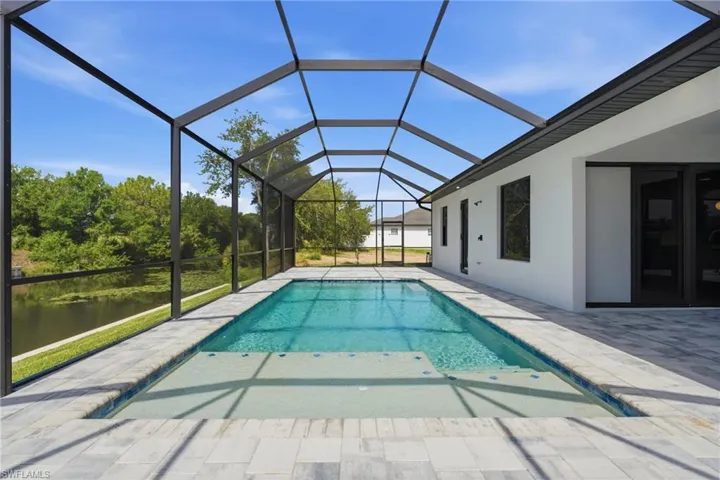 2306 Sw 16th Ter, Cape Coral, Florida 33991