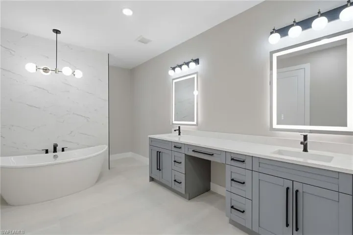 2306 Sw 16th Ter, Cape Coral, Florida 33991
