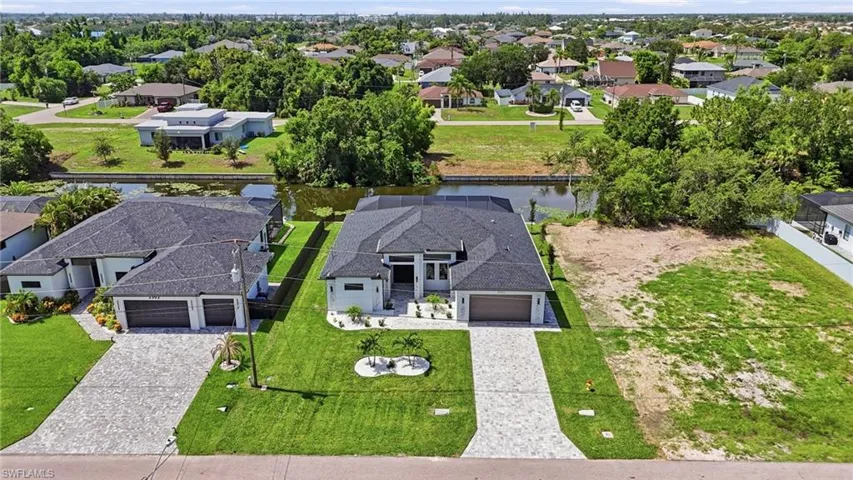 2306 Sw 16th Ter, Cape Coral, Florida 33991