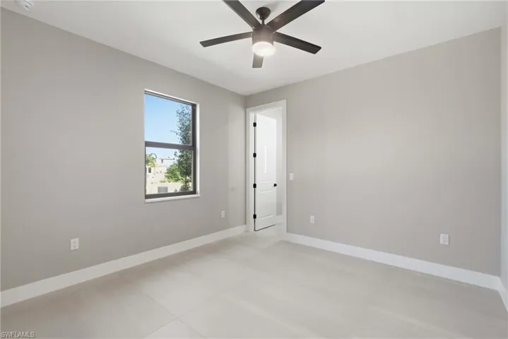 2306 Sw 16th Ter, Cape Coral, Florida 33991