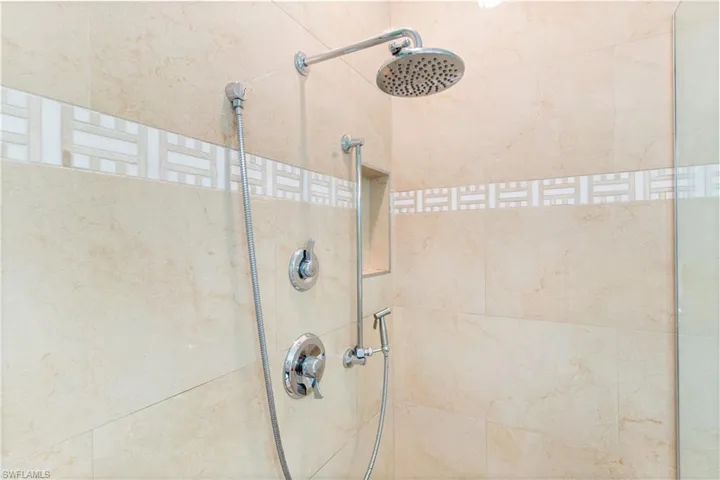 2024 Timarron Way, Naples, Florida 34109
