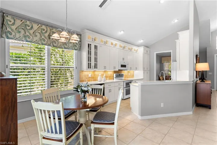 2024 Timarron Way, Naples, Florida 34109