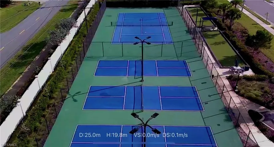 Pickleball & Tennis courts