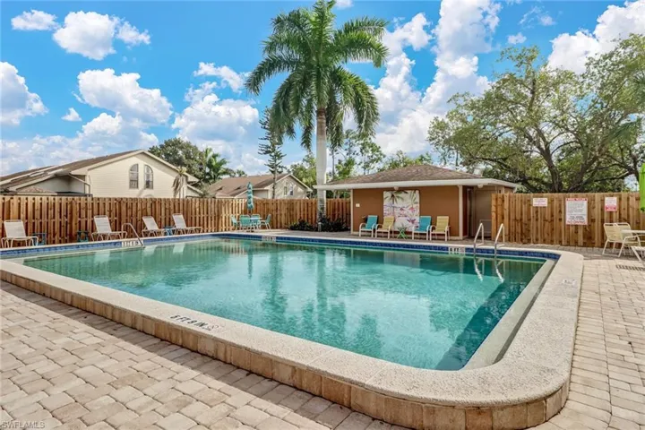 Community PoolPhoto 1