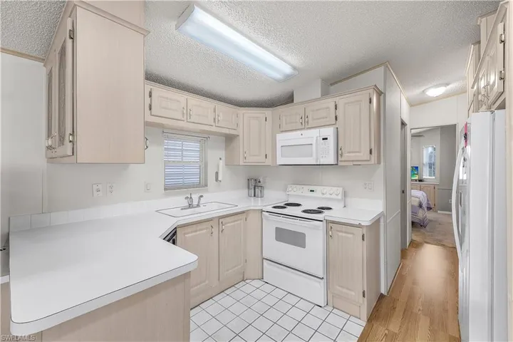 344  Bobcat  RUN, Naples, FL 34114
