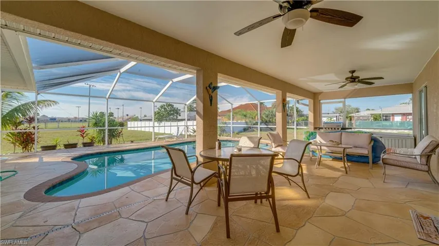 216 Sw 22nd St, Cape Coral Fl 33991