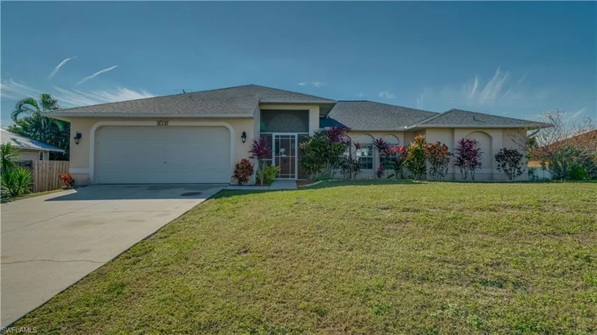 216 Sw 22nd St, Cape Coral Fl 33991