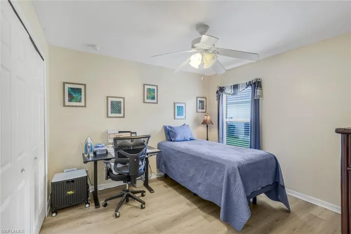 1006 Ne 6th Pl, Cape Coral, Florida 33909