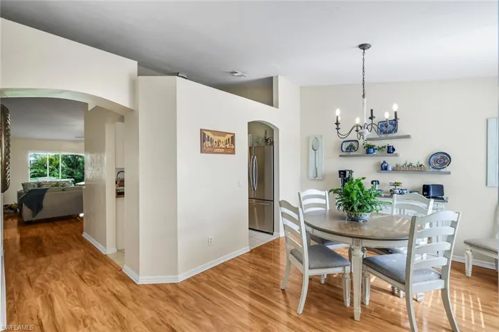 1006 Ne 6th Pl, Cape Coral, Florida 33909