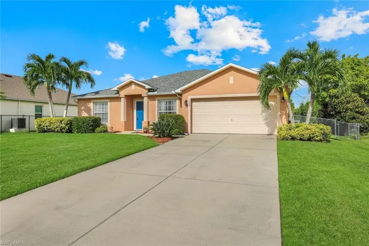 1006 Ne 6th Pl, Cape Coral, Florida 33909