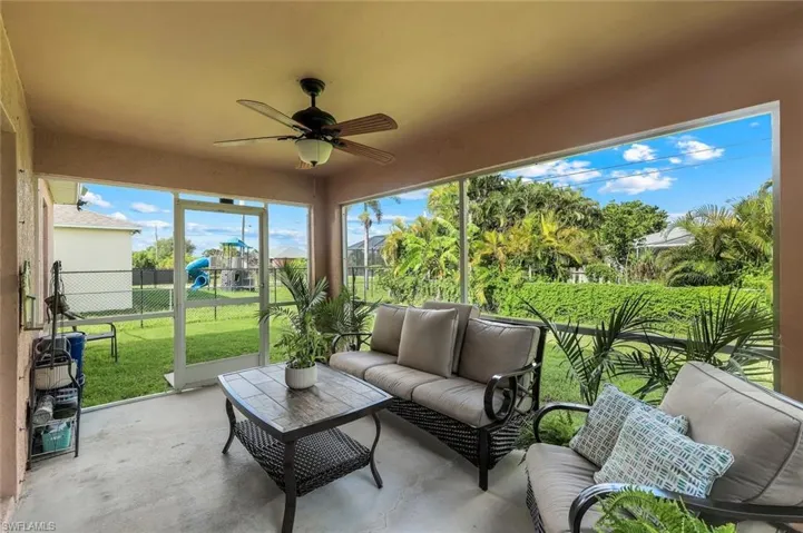 1006 Ne 6th Pl, Cape Coral, Florida 33909