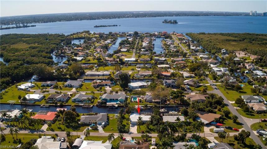 1720  Cobia  WAY, North Fort Myers, FL 33917