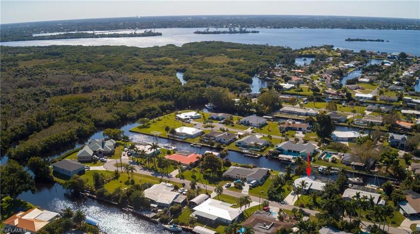 1720  Cobia  WAY, North Fort Myers, FL 33917