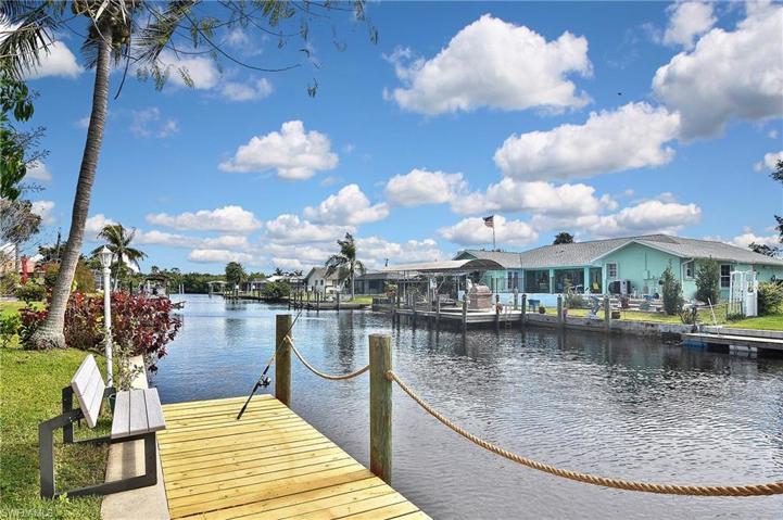 1720  Cobia  WAY, North Fort Myers, FL 33917