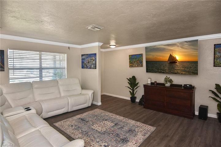 1720  Cobia  WAY, North Fort Myers, FL 33917