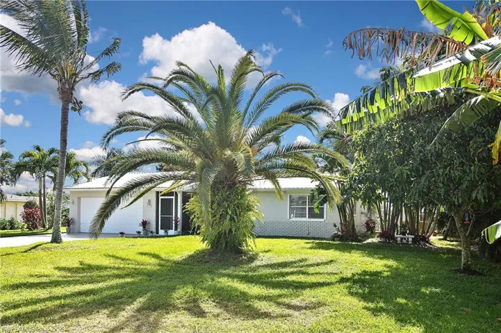 1720  Cobia  WAY, North Fort Myers, FL 33917