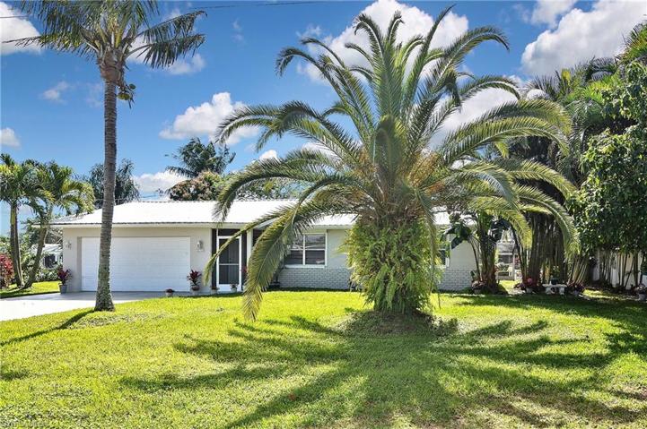 1720  Cobia  WAY, North Fort Myers, FL 33917