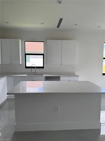 2206 Hogan Dr, Lehigh Acres, Florida 33973