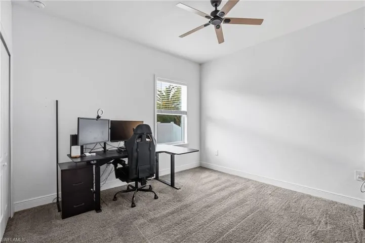 512 Nw 4th St, Cape Coral, Florida 33993