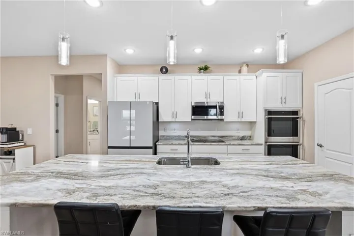 512 Nw 4th St, Cape Coral, Florida 33993