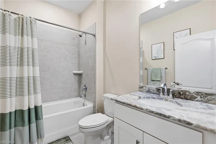512 Nw 4th St, Cape Coral, Florida 33993
