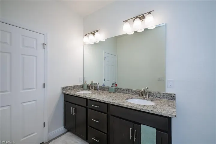 2244 Nw 4th Ter, Cape Coral, Florida 33993