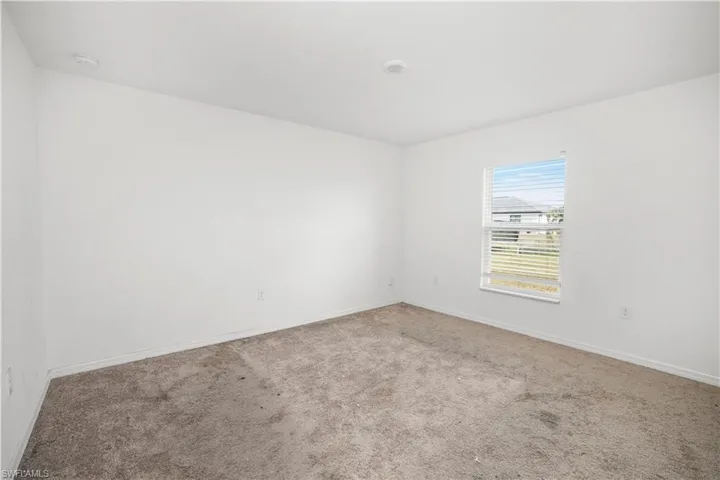 823 Rue Labeau Cir, Fort Myers Fl 33913