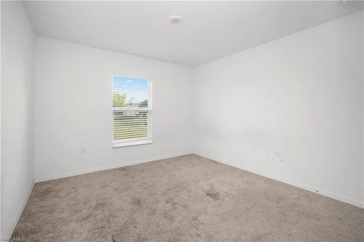 823 Rue Labeau Cir, Fort Myers Fl 33913