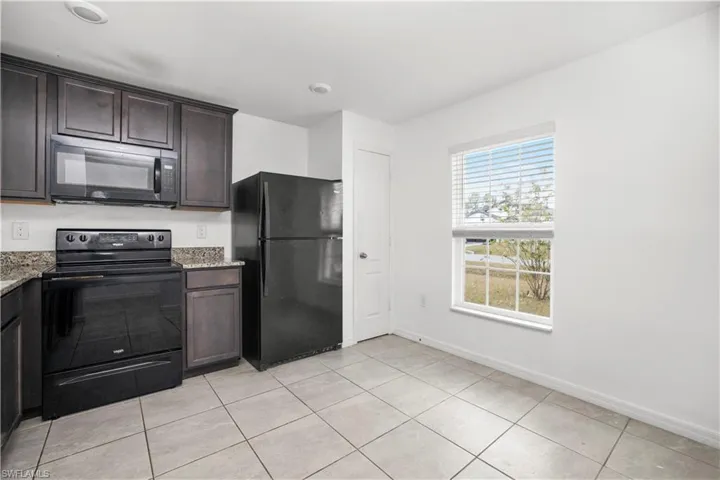 823 Rue Labeau Cir, Fort Myers Fl 33913