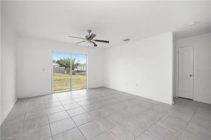 823 Rue Labeau Cir, Fort Myers Fl 33913