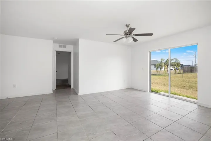 823 Rue Labeau Cir, Fort Myers Fl 33913
