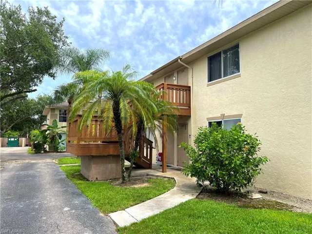 5374  16th SW PL, Naples, FL 34116
