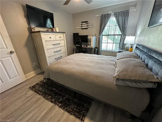 2nd bedroom