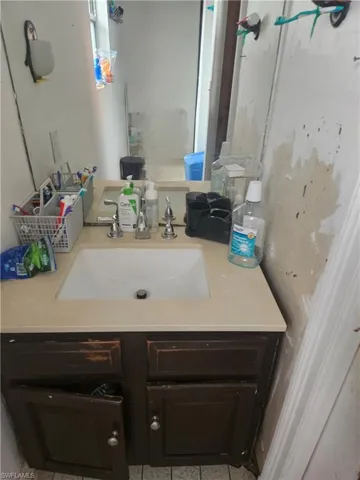 2631  Becca  AVE, Naples, FL 34112