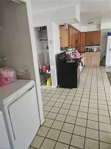 2631  Becca  AVE, Naples, FL 34112