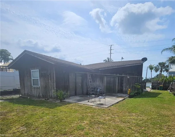 2631  Becca  AVE, Naples, FL 34112