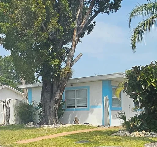 2631  Becca  AVE, Naples, FL 34112